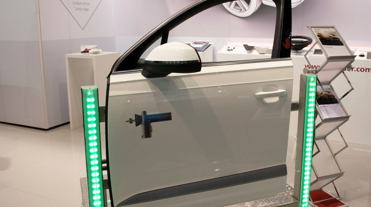 Mayser auf der Automotive Interiors Expo Europe | Mayser GmbH & Co KG