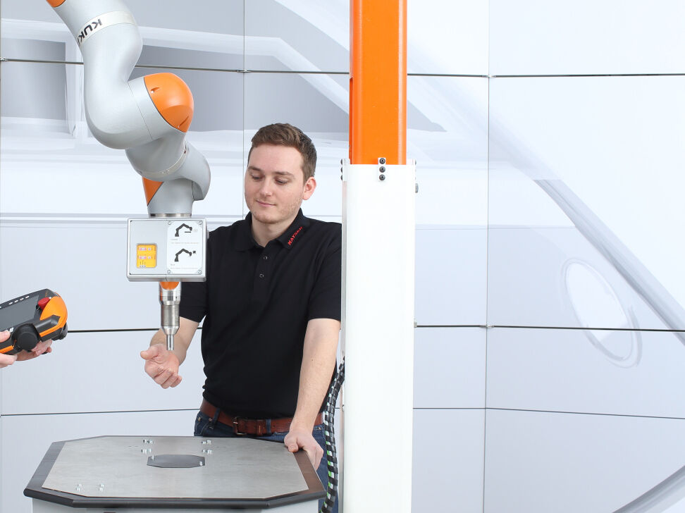 Robotics Ultraschall Werkzeugabsicherung (8)