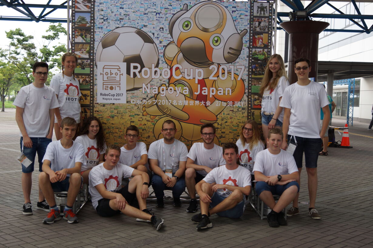 Sponsoring iBot Sponsoring iBot