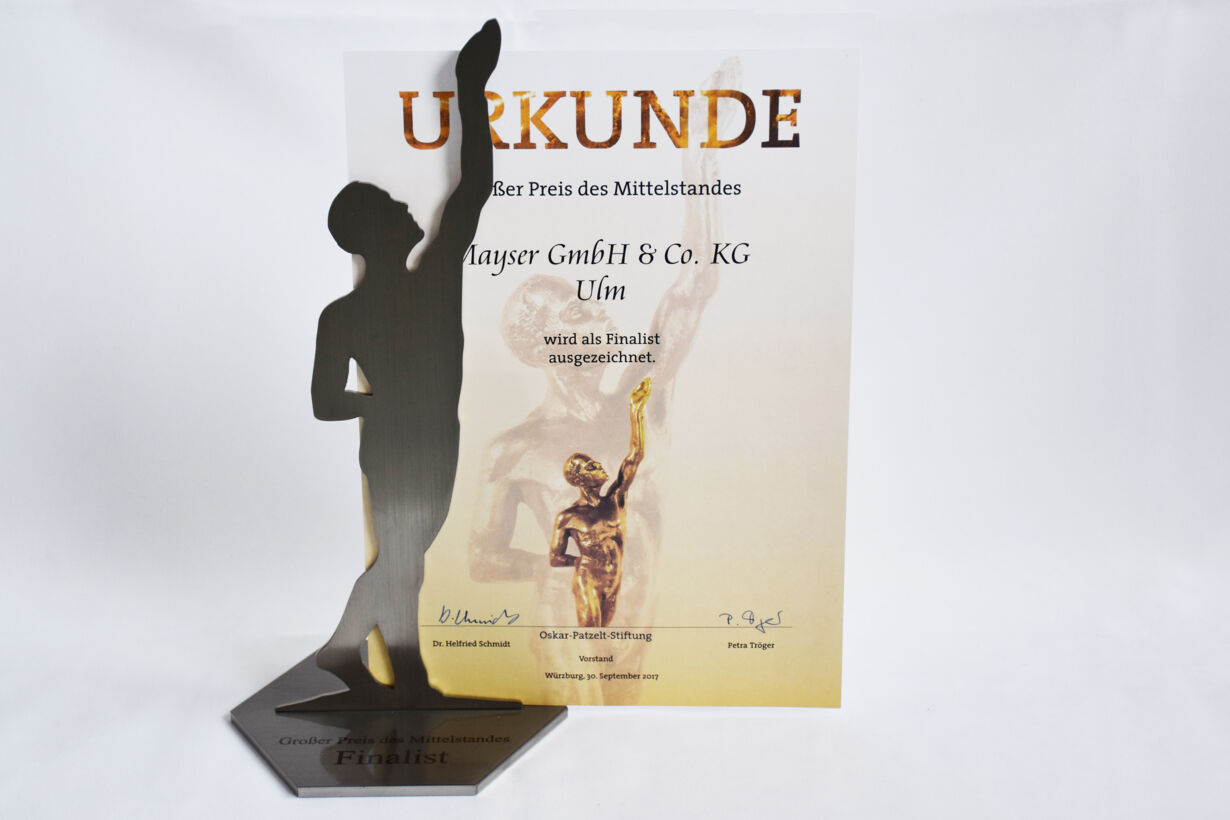 Urkunde und Pokal_20171002 Urkunde und Pokal_20171002