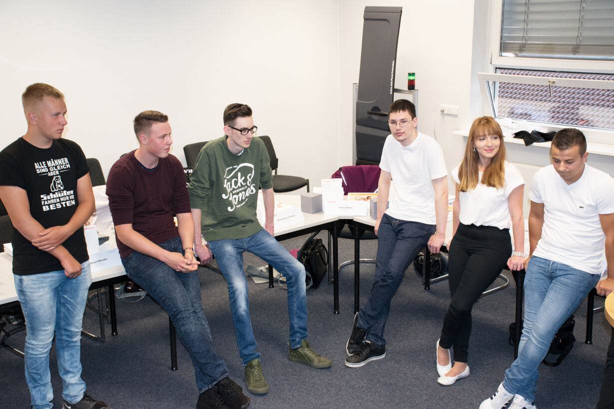 Azubi_4_small Azubi_4_small